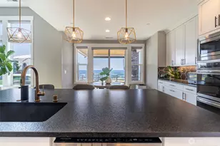 7219 Myers Rd E, Bonney Lake, WA 98391 - Photo 14