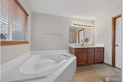 116 60th Street SE, Auburn, WA 98092 - Photo 16
