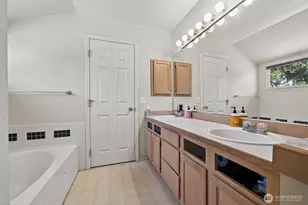 12516 SE 225th Ct, Kent, WA 98031 - Photo 16