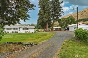 100 Vernon Ln, Dayton, WA 99328 - Photo 2