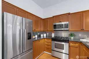 [Address not provided], Seattle, WA 98119 - Photo 18