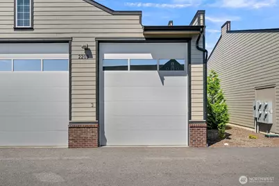 2203 Mercedes Drive #3, Lynden, WA 98264 - Photo 4