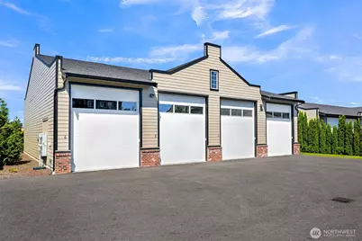 2203 Mercedes Drive #5, Lynden, WA 98264 - Photo 4