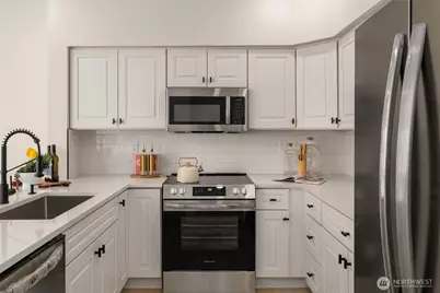 18628 NE 55th Way, Redmond, WA 98052 - Photo 10