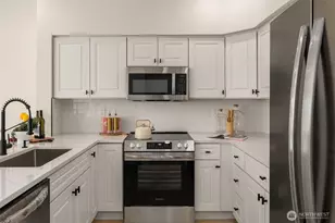 18628 NE 55th Way, Redmond, WA 98052 - Photo 10