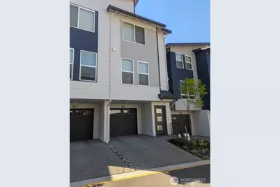 14925 44th Avenue W #B2, Lynnwood, WA 98087 - Photo 1
