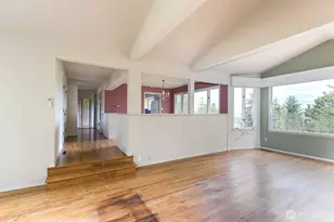 441 E Hillcrest Dr, Port Angeles, WA 98362 - Photo 2