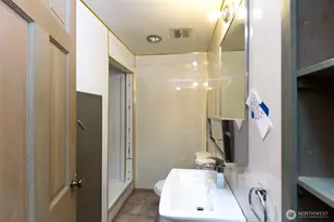 441 E Hillcrest Dr, Port Angeles, WA 98362 - Photo 22