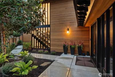 11213 Arroyo Beach Place SW, Seattle, WA 98146 - Photo 4
