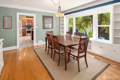 6702 5th Avenue NW, Seattle, WA 98117 - Photo 8