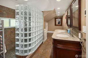 6702 5th Ave NW, Seattle, WA 98117 - Photo 16