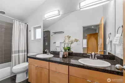 9229 17th Avenue SW #A, Seattle, WA 98106 - Photo 20