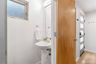 9229 17th Ave SW, Seattle, WA 98106 - Photo 12