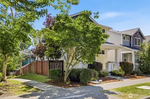 7624 39th Ave S, Seattle, WA 98118 - Photo 2