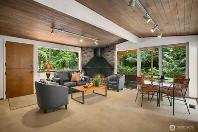 11880 NE 36th Place, Bellevue, WA 98005 - Photo 14
