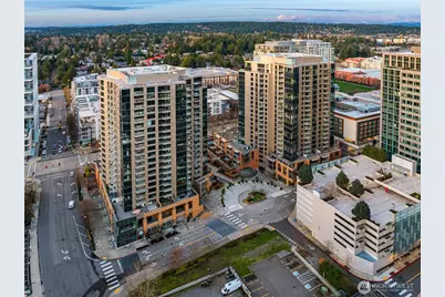 10610 NE 9th Place #2200, Bellevue, WA 98004 - Photo 32