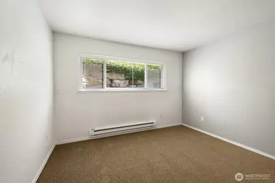 4202 Factoria Boulevard SE #D1, Bellevue, WA 98006 - Photo 16