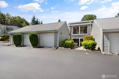 4202 Factoria Boulevard SE #D1, Bellevue, WA 98006 - Photo 1