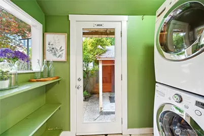 1110 NW 70th Street, Seattle, WA 98117 - Photo 28