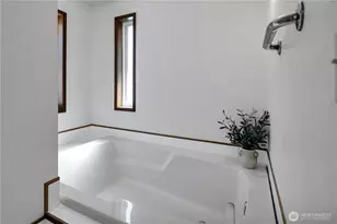 9042 Wendy Dr SE, Olympia, WA 98513 - Photo 24