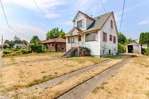 7015 12th Ave SW, Seattle, WA 98106 - Photo 2