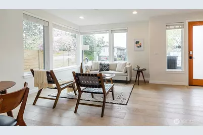 522 N 104th Street, Seattle, WA 98133 - Photo 10