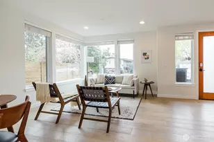 522 N 104th St, Seattle, WA 98133 - Photo 10