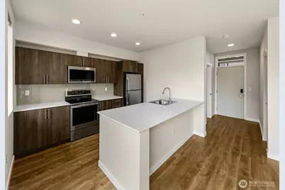 121 12th Avenue E #409, Seattle, WA 98102 - Photo 4