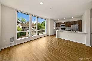 121 12th Ave E, Seattle, WA 98102 - Photo 2