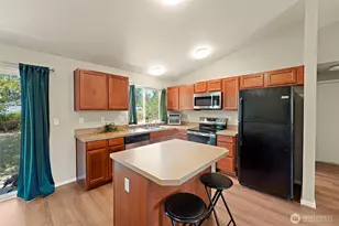 11406 203rd Ave E, Bonney Lake, WA 98391 - Photo 12