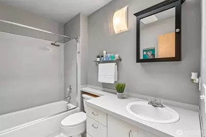 7226 NE 171st Lane, Kenmore, WA 98028 - Photo 18