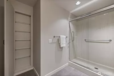 6300 32nd Avenue NW #302, Seattle, WA 98107 - Photo 20