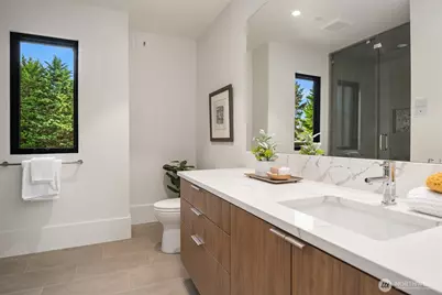 1032 89th Avenue NE, Bellevue, WA 98004 - Photo 22