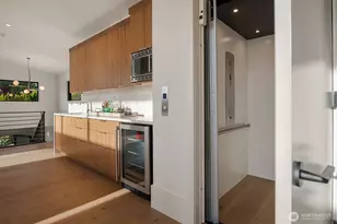 1032 89th Ave NE, Bellevue, WA 98004 - Photo 20