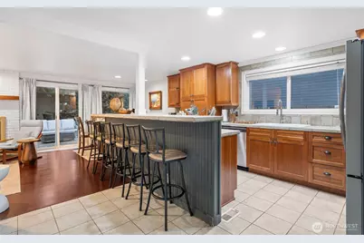 9024 171st Avenue NE, Redmond, WA 98052 - Photo 10