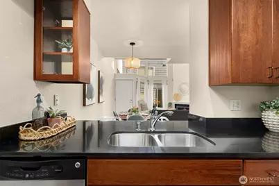 5847 NE 75th Street #A212, Seattle, WA 98115 - Photo 14