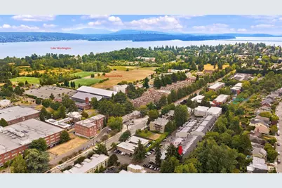 5847 NE 75th Street #A212, Seattle, WA 98115 - Photo 22