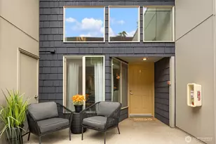 5847 NE 75th St, Seattle, WA 98115 - Photo 2