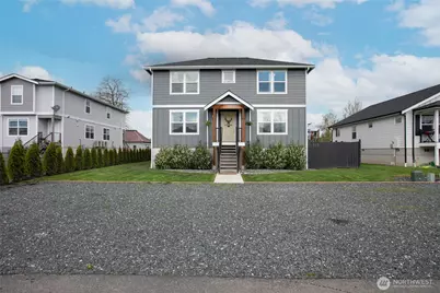 226 Morton Street, Sumas, WA 98295 - Photo 2