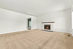 12629 SE 277th Pl, Kent, WA 98030 - Photo 4