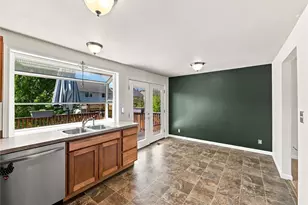 12629 SE 277th Pl, Kent, WA 98030 - Photo 8