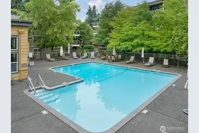 22910 90th Avenue W #E304, Edmonds, WA 98026 - Photo 4