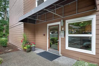 22910 90th Avenue W #E304, Edmonds, WA 98026 - Photo 2