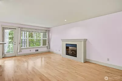 22910 90th Avenue W #E304, Edmonds, WA 98026 - Photo 8