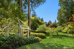 7205 NE Dolphin Dr, Bainbridge Island, WA 98110 - Photo 34