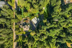 7205 NE Dolphin Dr, Bainbridge Island, WA 98110 - Photo 38