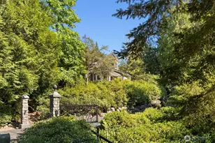 7205 NE Dolphin Dr, Bainbridge Island, WA 98110 - Photo 4