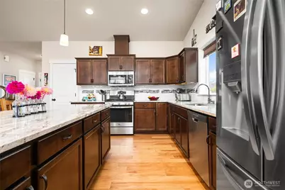 1668 River Walk Lane, Burlington, WA 98233 - Photo 14