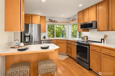 4054 54th Avenue SW, Seattle, WA 98116 - Photo 10
