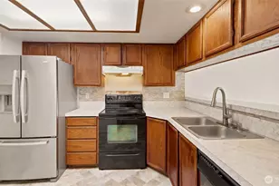 24931 109th Pl SE, Kent, WA 98030 - Photo 12